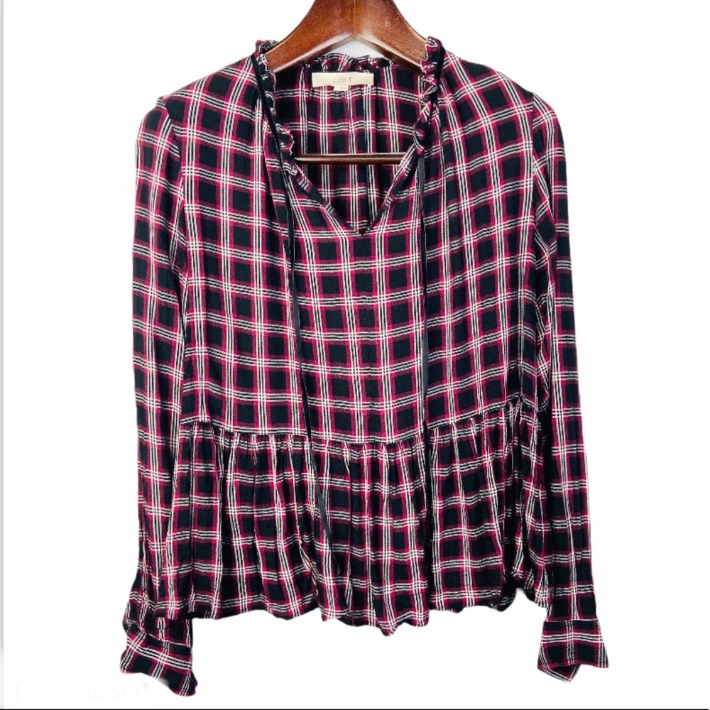 Ann Taylor LOFT•red black plaid tartan long sleeve peplum top medium